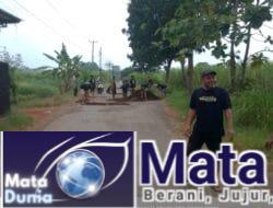 Masyarakat Geram Jalan Kabupaten Rusak,Pemerintah Daerah Terkesan Tutup Mata