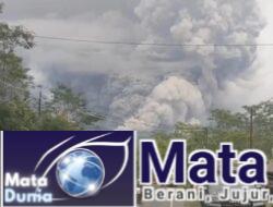 Semeru Erupsi Disertai Awan Panas, Status Tetap di Level Waspada