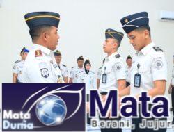 Kalapas Banyuwangi Semangat Tanda Pangkat Baru: Semakin Tinggi Pangkat, Semakin Besar Tanggung Jawabnya