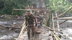 Negara Hadir Untuk Rakyat, Di Hari Ke-38 Kapten Kav Andoko Pimpin Langsung Perjuangan Prajurit Bangun Jembatan Impian Warga Songgon