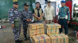 Lanal Banyuwangi Bersama Tim Gabungan Menggagalkan dan Mengamankan Penyelundapan Satwa Liar di Pelabuhan Ketapang