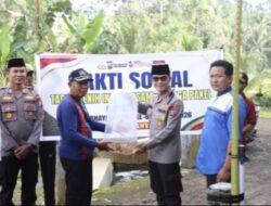 Ribuan Benih Ikan Mengalir di Desa Pakel Banyuwangi Jelang Hari Bhayangkara Ke-80