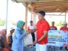 Sambut HUT RI ke-81, Lapas Banyuwangi Salurkan Paket Sembako untuk Warga Sekitar