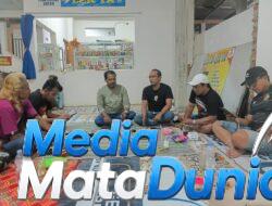 Pimred Serta Rekan-rekan Media Matadunia Kumpul dan Ngesah Bareng di Plengsengan Pantai Boom