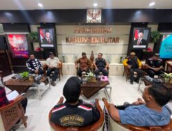 Puluhan Massa 212 Loro Siji Loro Desak Audiensi Ulang dengan Bupati Blitar, Soroti Jalan Rusak hingga Polusi Tambang Pasir