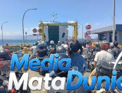 Pelayanan Penyeberangan Ketapang–Gilimanuk Dikeluhkan, Pemotor Disebut Harus Berjemur di Tengah Terik Matahari